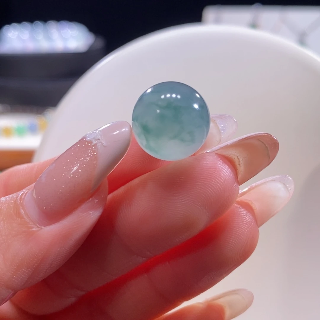 翡翠未镶嵌颈饰翡翠冰胶蓝底飘花珠