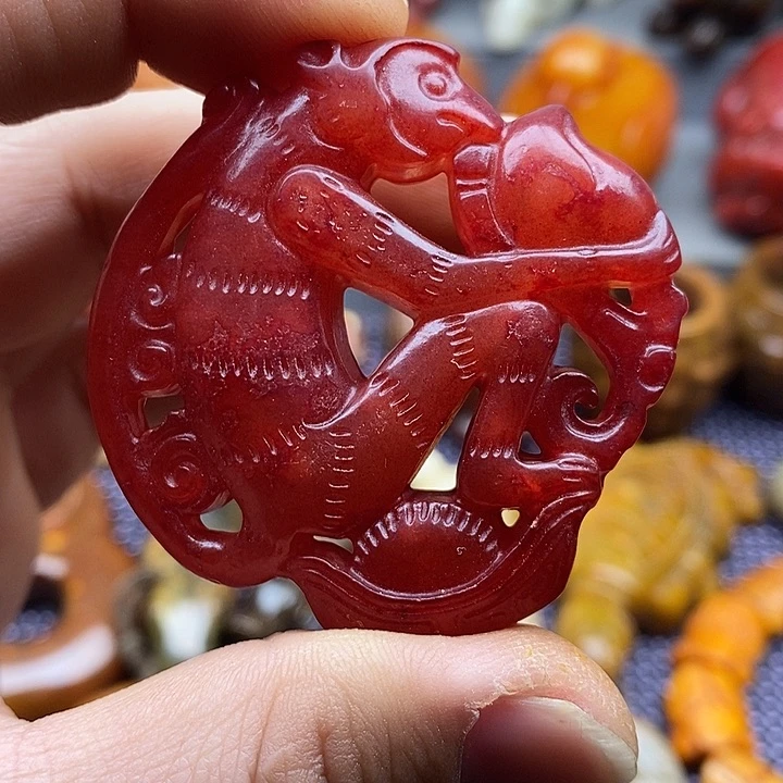 未镶嵌蛇纹石玉颈饰