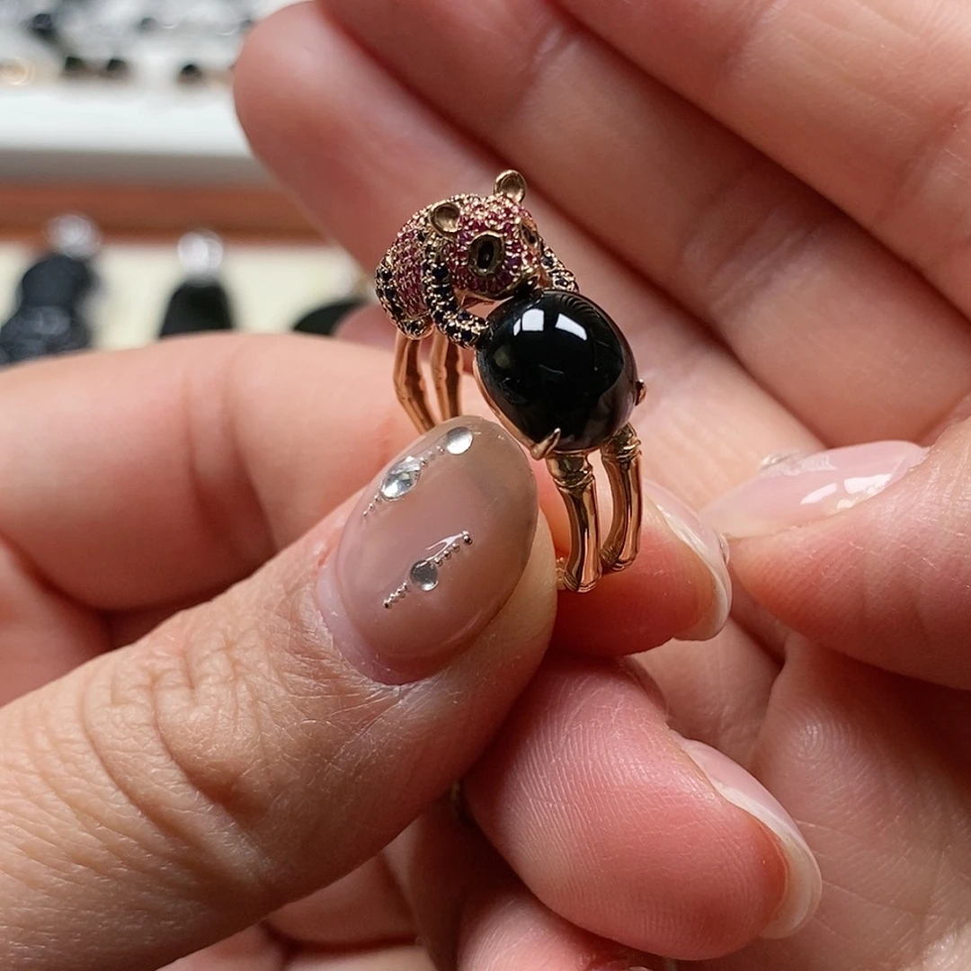 翡翠戒指18K金镶嵌墨翠戒指