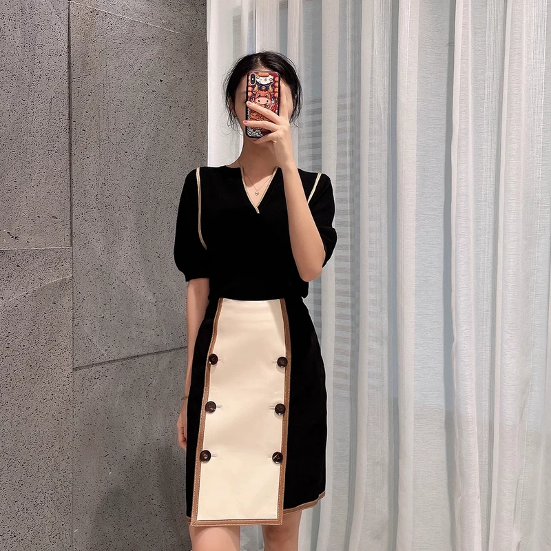 特！版衣 拼色皮半裙 款号LG631