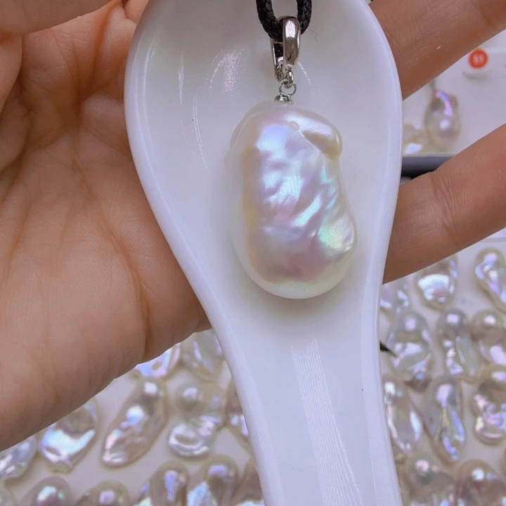 未镶嵌吊坠(赠链)淡水珍珠