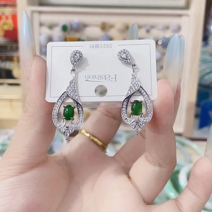 颈饰未镶嵌翡翠天然翡翠A货