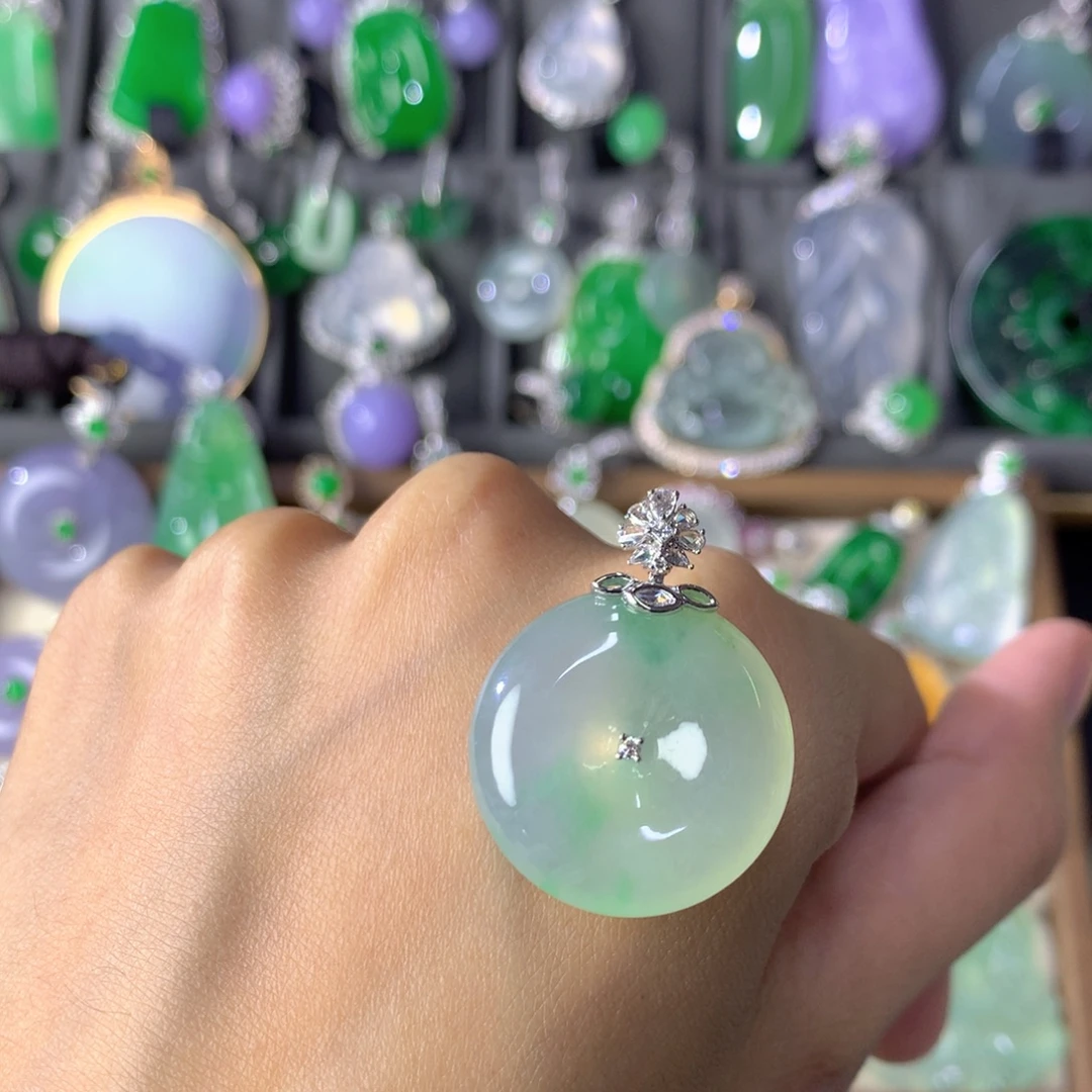 翡翠18K金镶嵌吊坠(不含链)