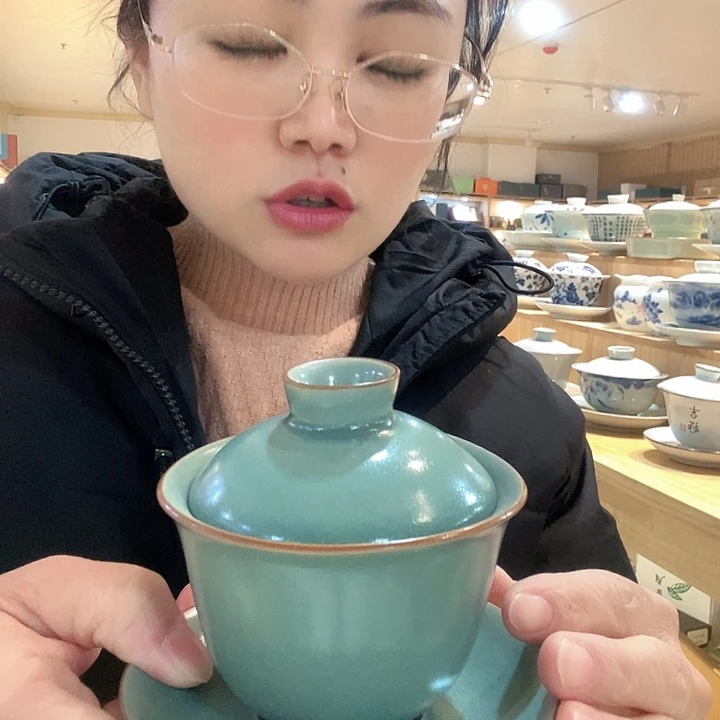 汝窑瓷器盖碗瓷器