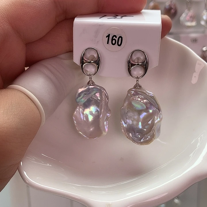 无非金属巴洛克花瓣耳饰