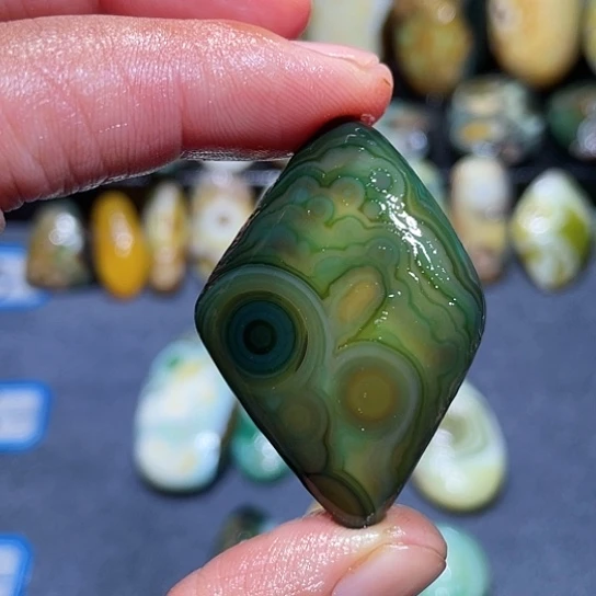 【闪购商品】未镶嵌玛瑙/玉髓珠宝奇石