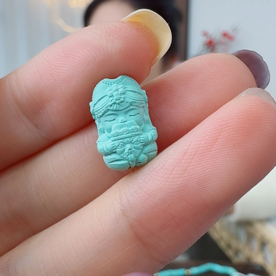 l***u绿松石未镶嵌珠宝奇石