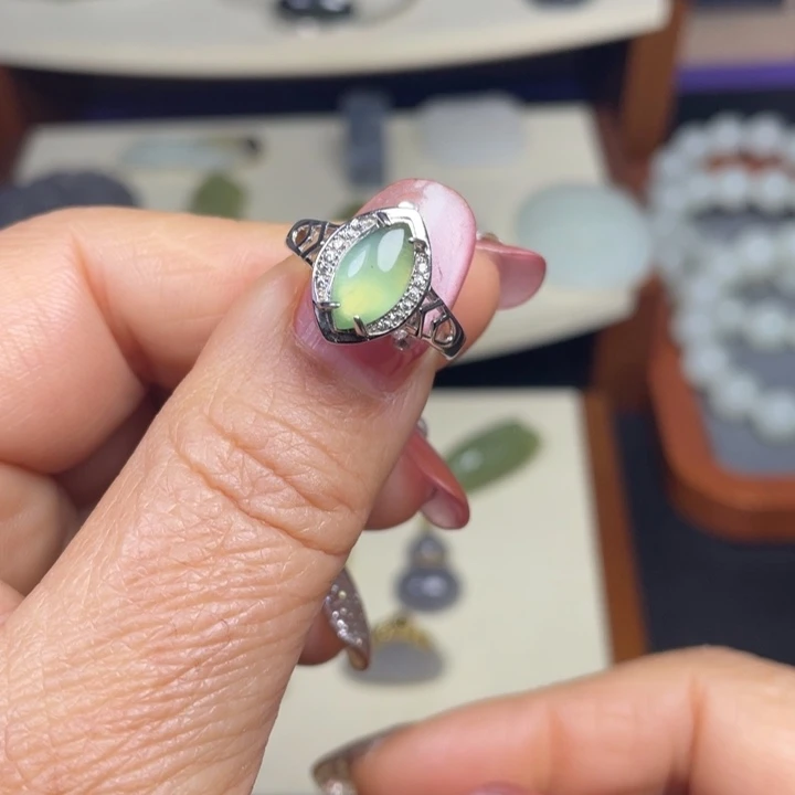 和田玉（碧玉）银S925镀金镶嵌手串