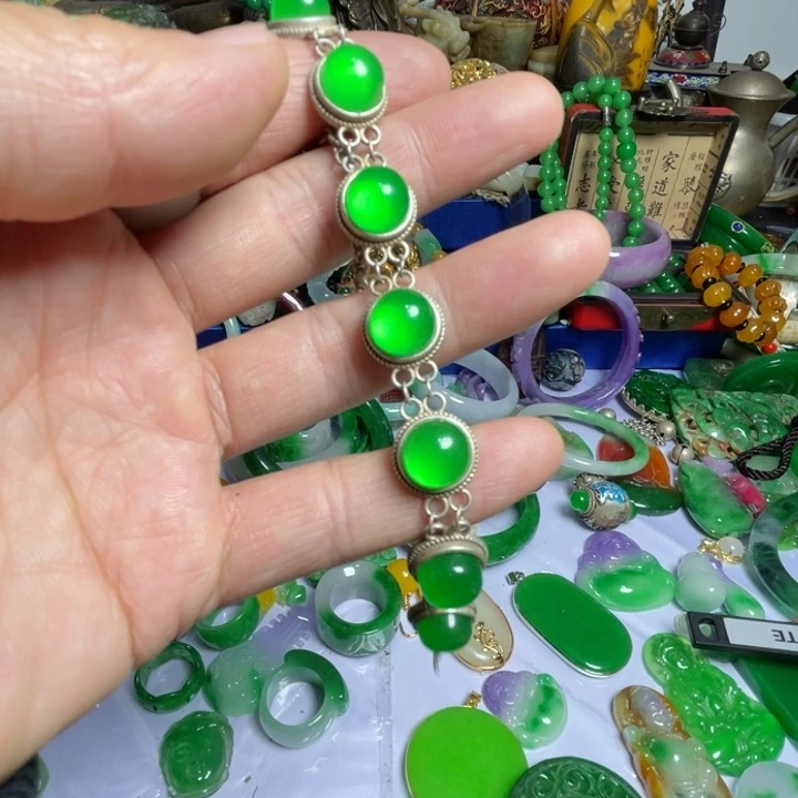 滴血莲花菩提吊坠