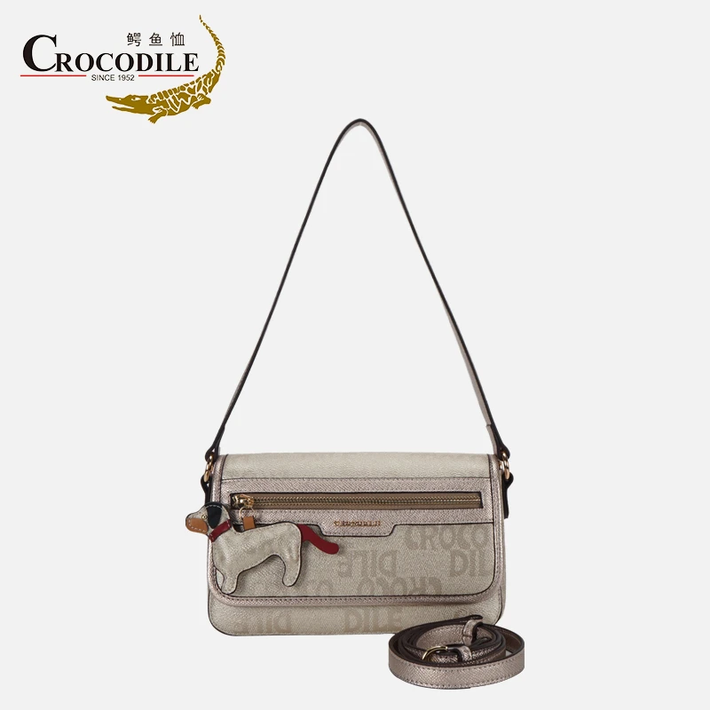 鳄鱼恤CB00071鳄鱼恤双排字母纹斜跨包珠光色女包