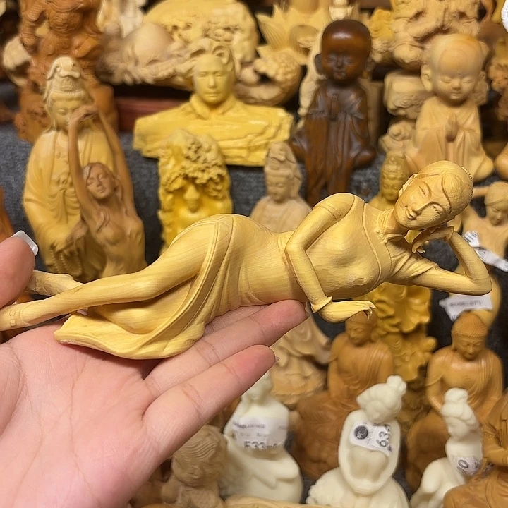 黄杨木黄杨木瑕疵美女