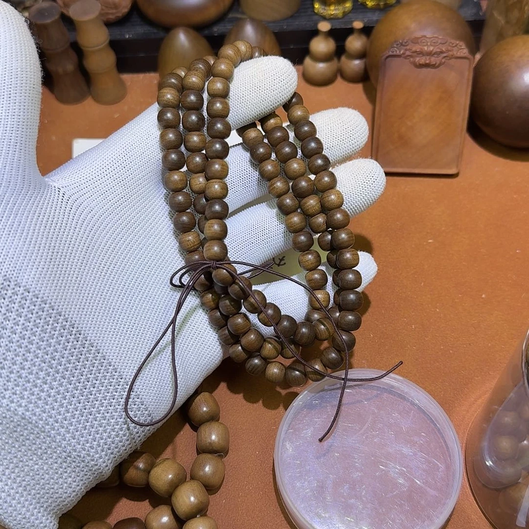 用***4檀香木树头老料7×8×108颗虎皮纹沉水