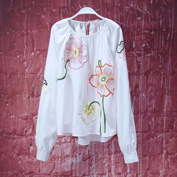 【韩哥女装】2025夏设计师系列珍珠白国风刺绣插肩袖时尚罩衫9167