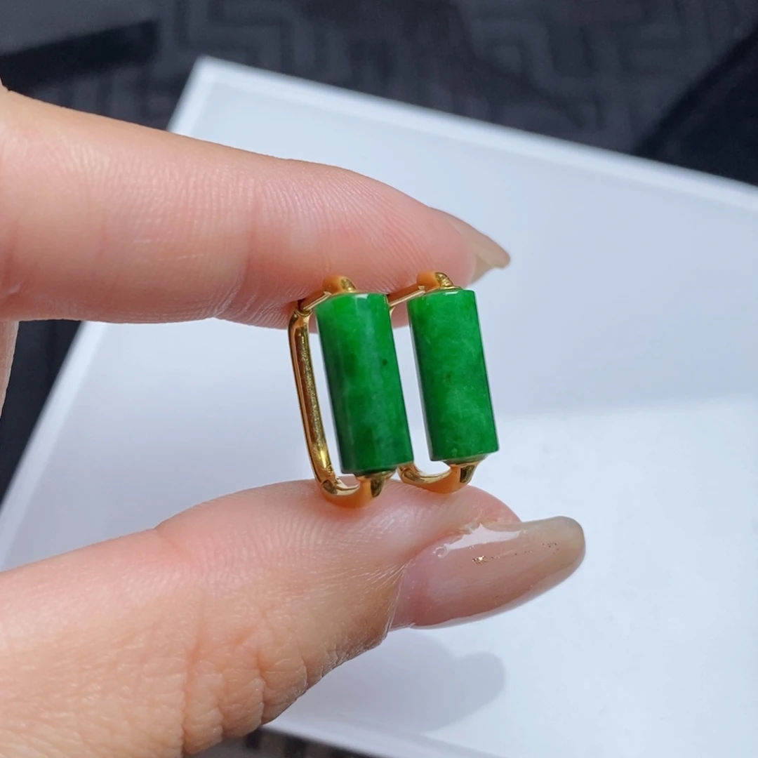 翡翠18K金镶嵌耳饰长桶珠耳扣