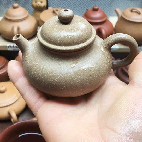 紫砂茶壶雪花段泥容天150豪升左右