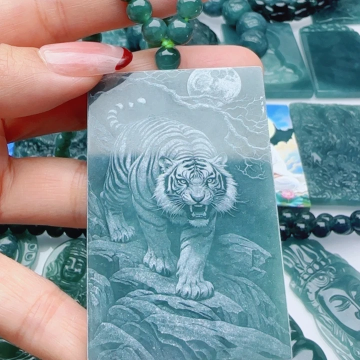 翡翠未镶嵌颈饰多样性发货天然A货翡翠