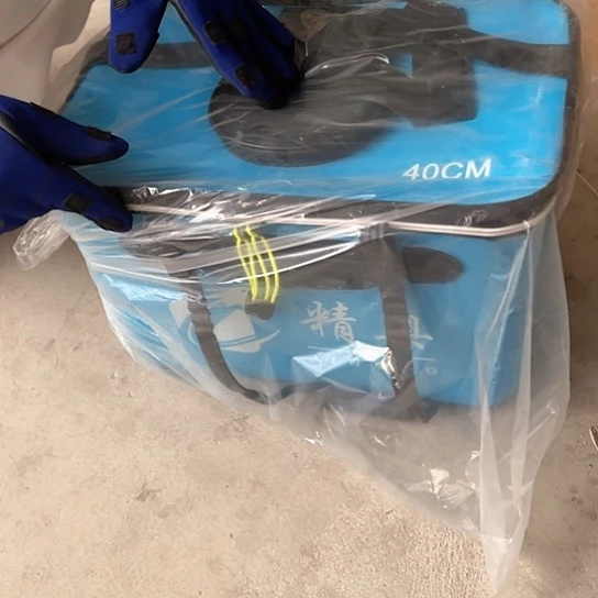 一体活鱼桶40厘米颜色随机发