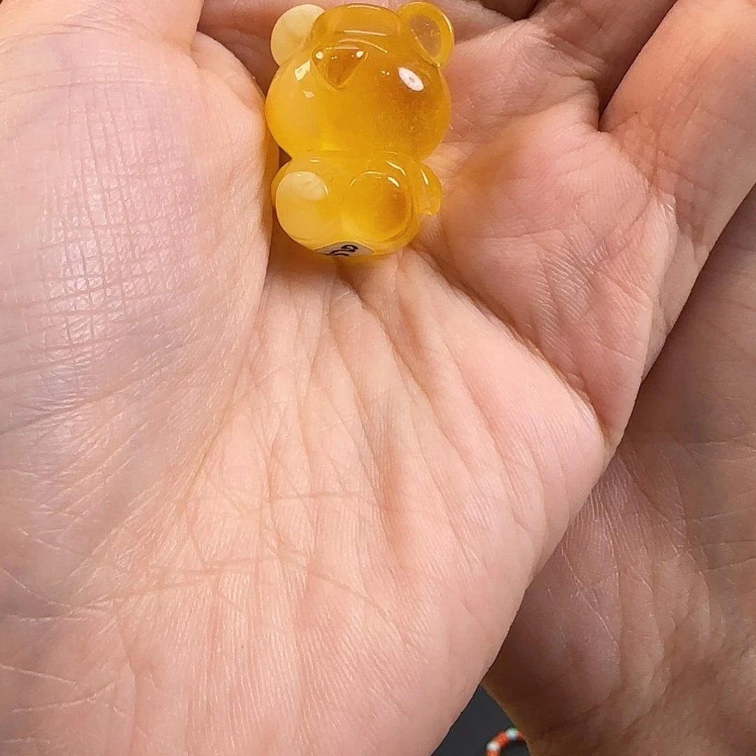 琥珀珠宝奇石未镶嵌诺**人