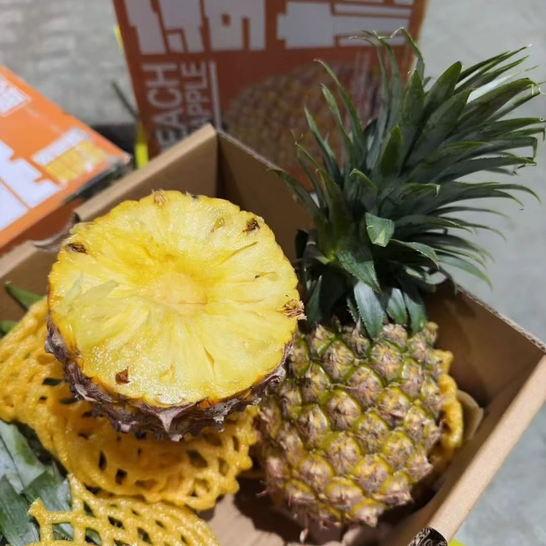 蜜桃凤梨。带箱6斤