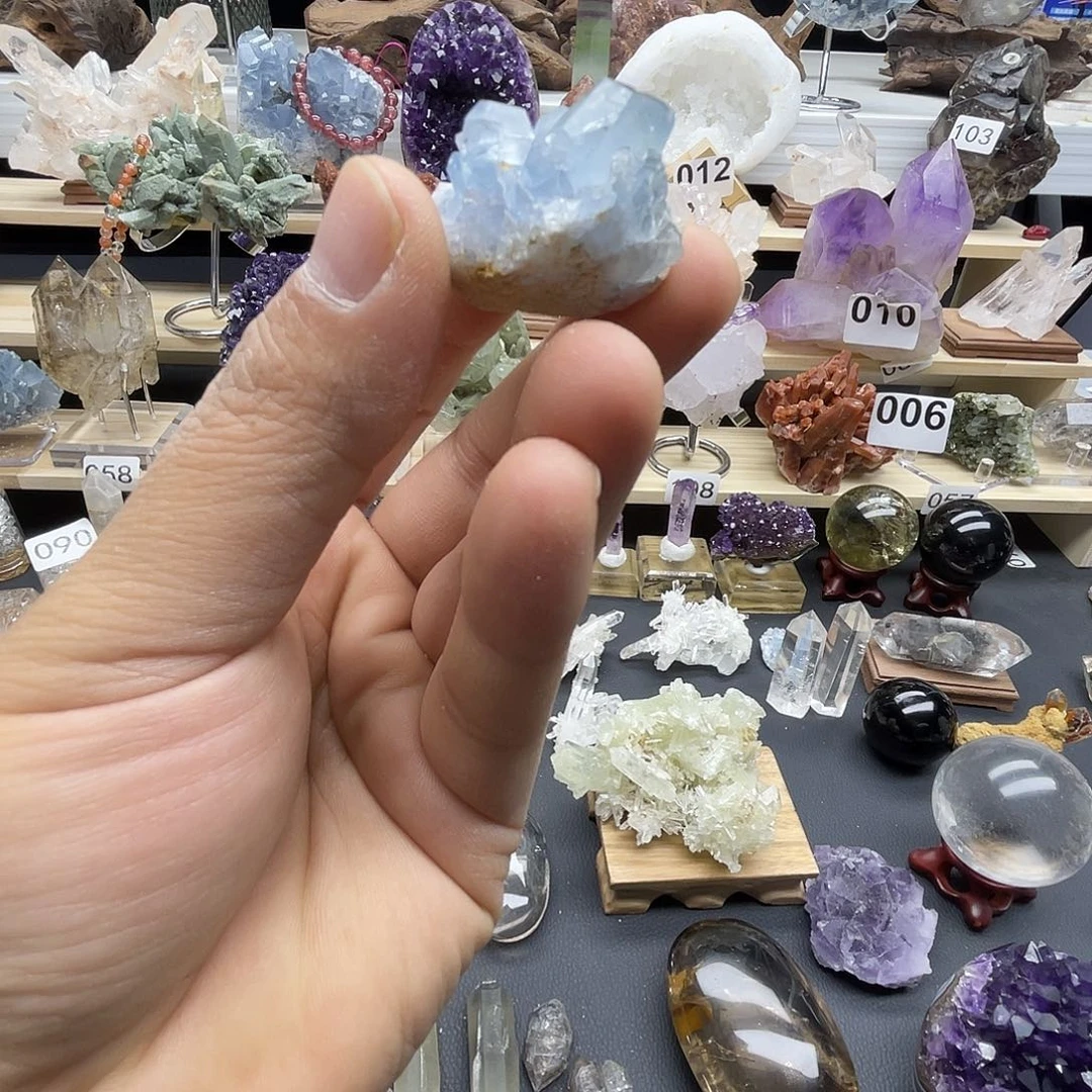 石材马达加斯加天青石家居装饰摆件