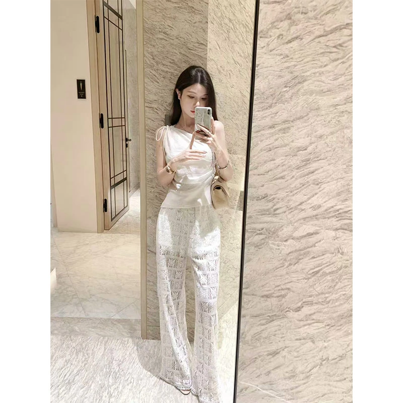 2025夏季新款新中式刺绣斜肩系带吊带背心蕾丝镂空钩花直筒裤套装