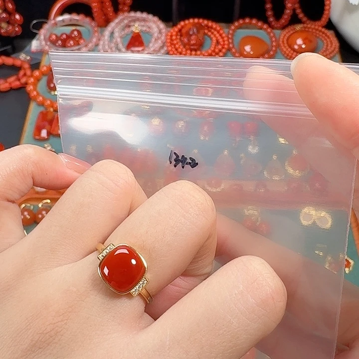 南红玛瑙银S925镶嵌戒指