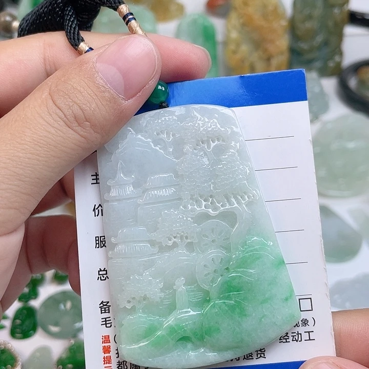 颈饰未镶嵌翡翠山水