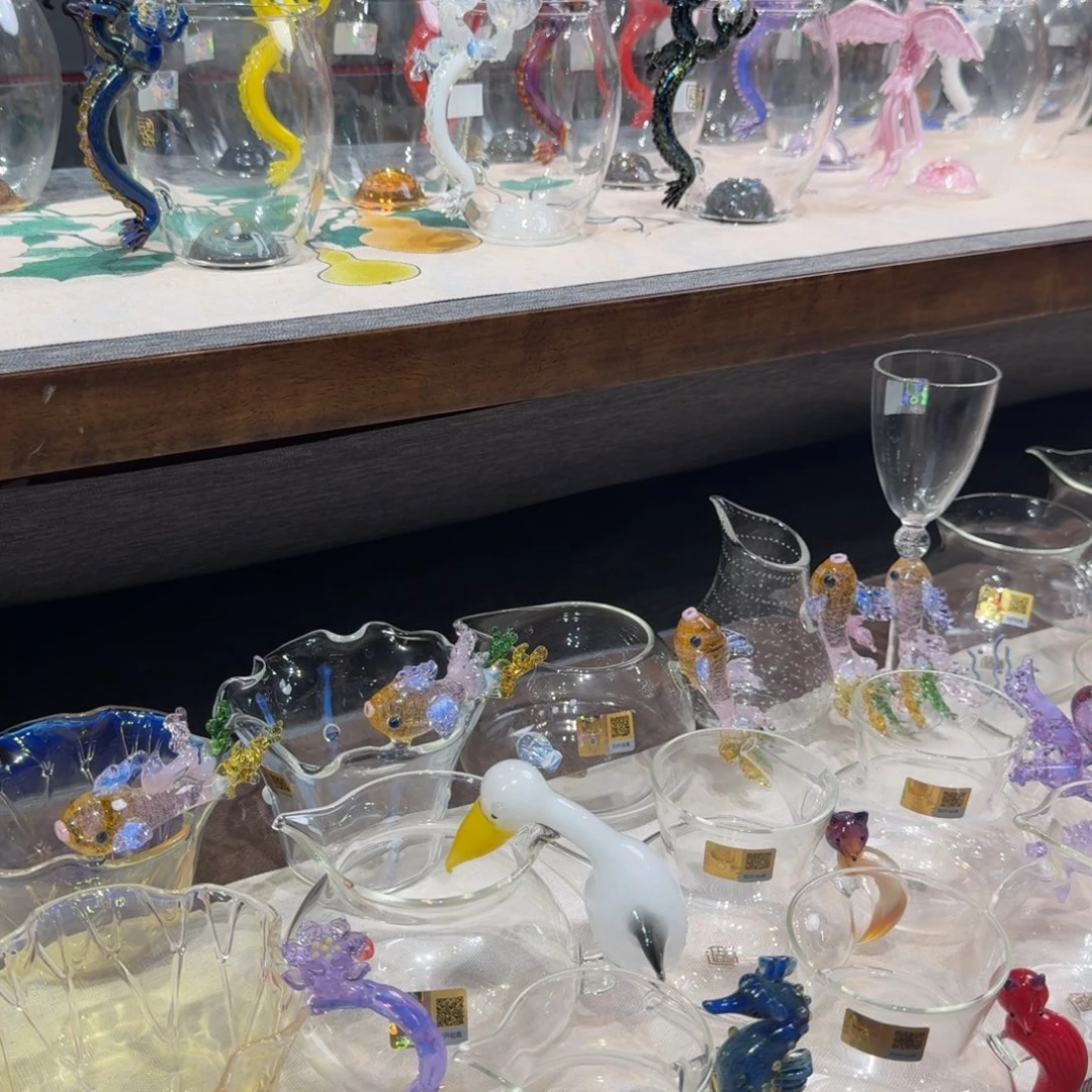 颜***鱼晶焱公道杯荷韵侧把粉