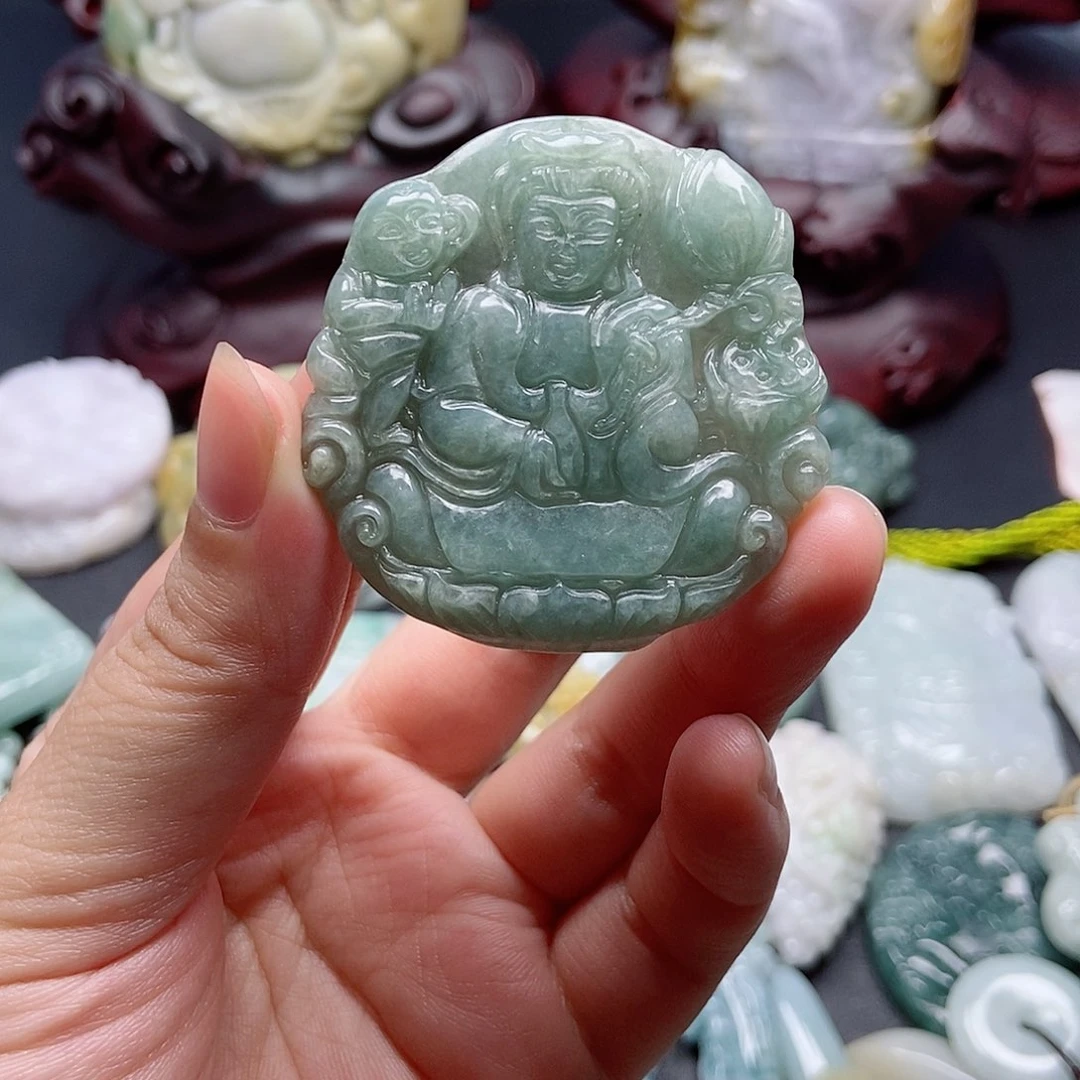 翡翠未镶嵌颈饰翡翠