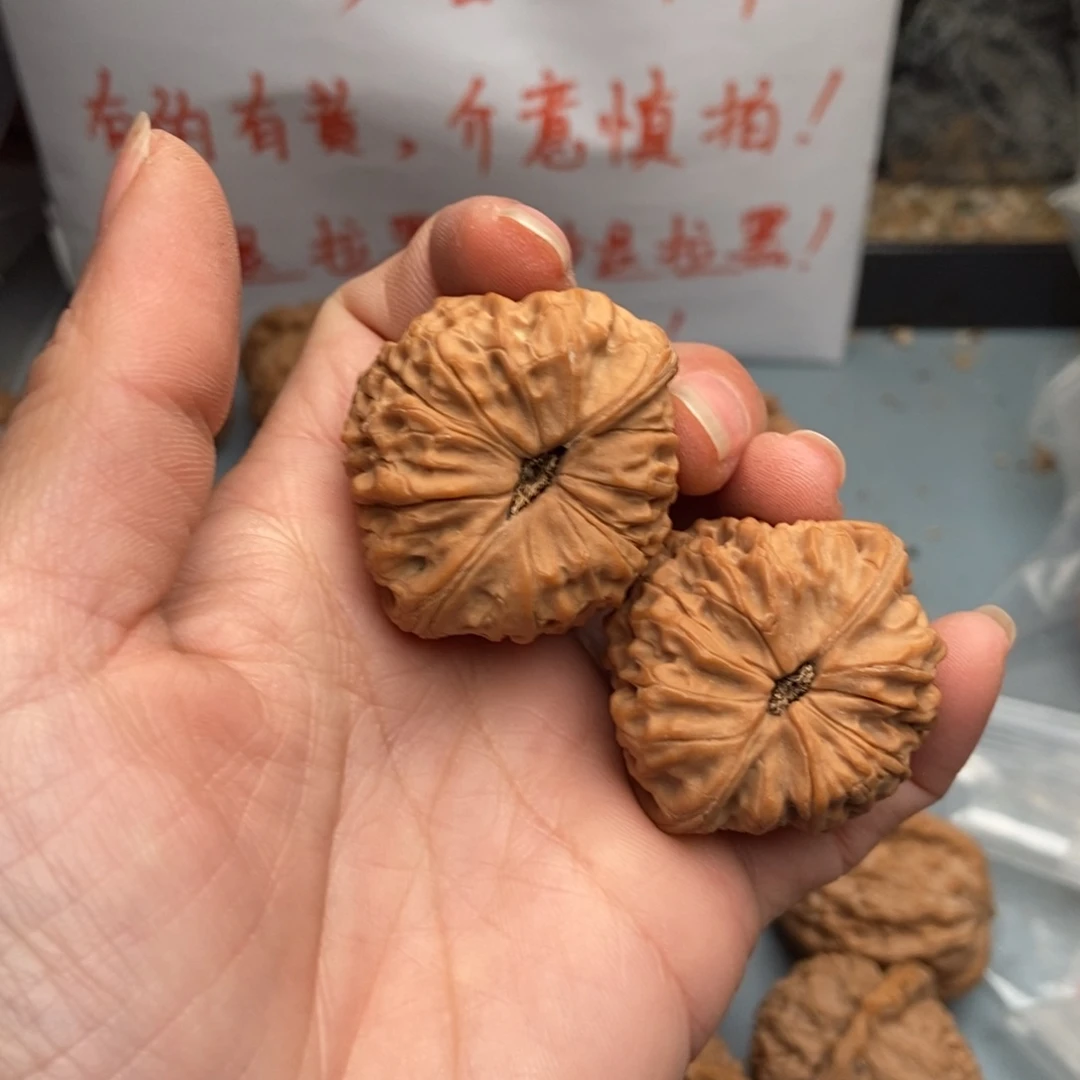 文玩核桃吊坠刘****看团圆48