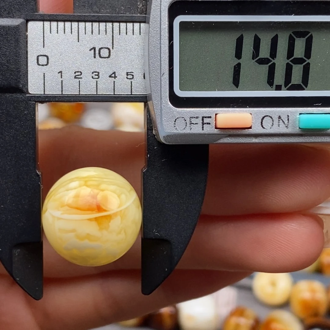 未镶嵌琥珀戒指圆珠