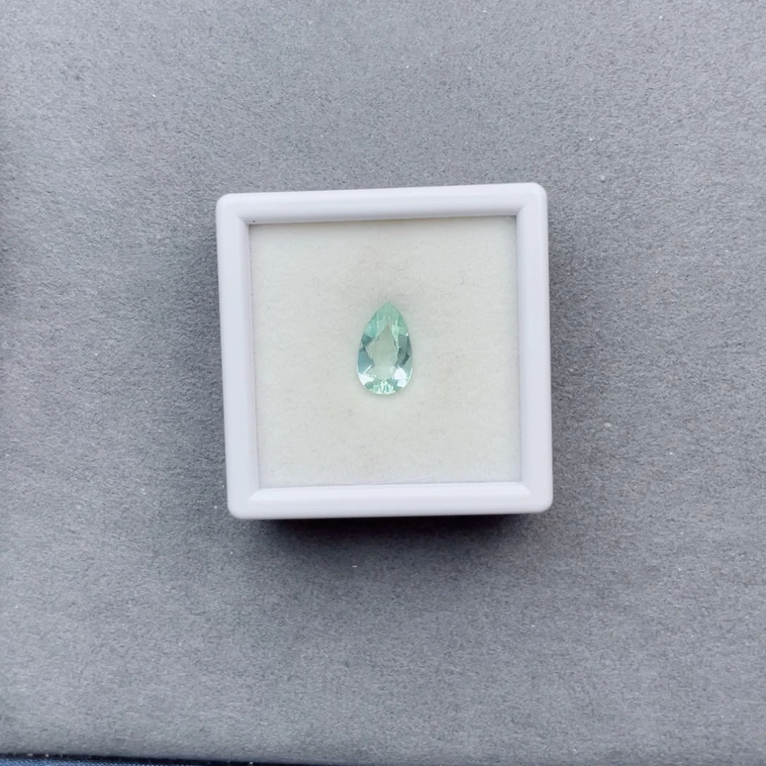 未镶嵌裸石绿柱石天然全净无瑕2.17CT