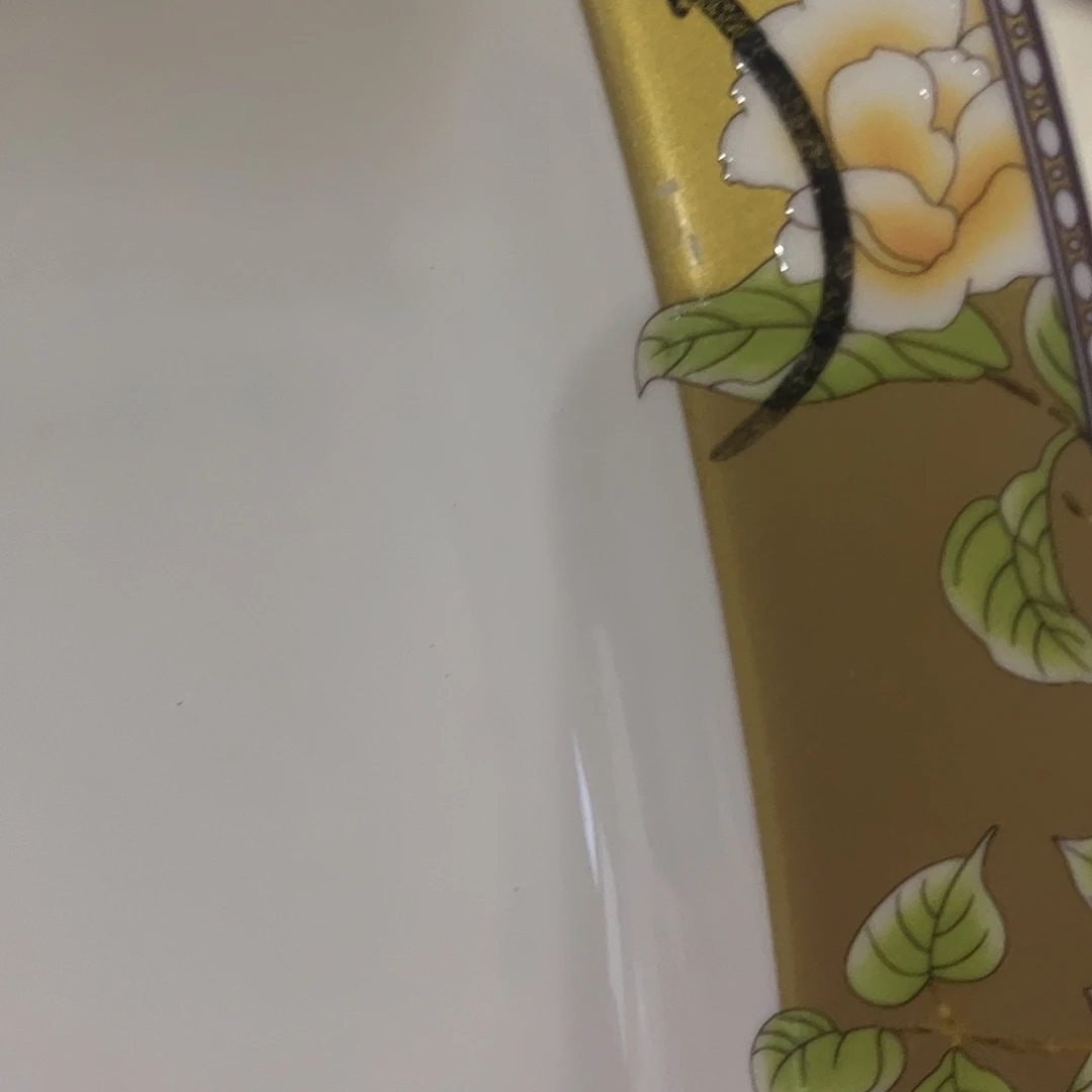 瓷片琴瑟和鸣鱼盘一个瑕疵明显