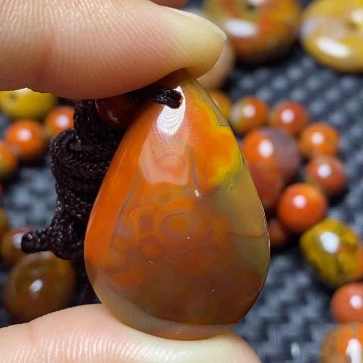 玛瑙/玉髓颈饰未镶嵌陌*人