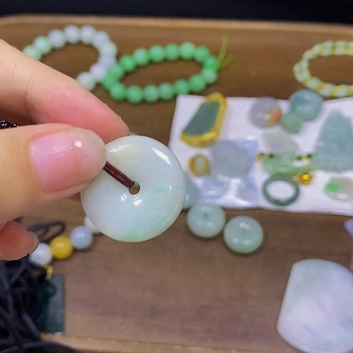 散珠翡翠天然缅甸翡翠A货