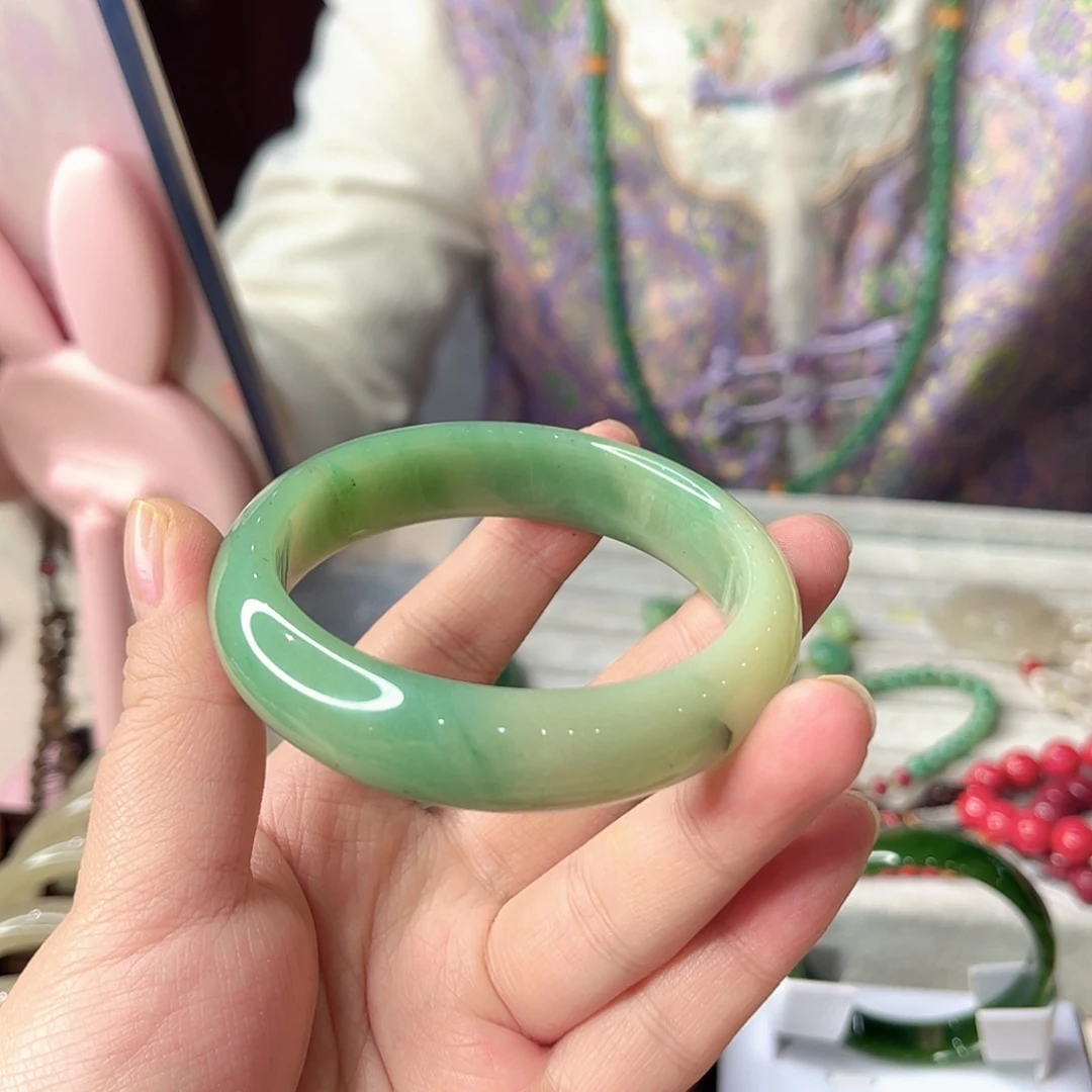 密玉（石英质玉）未镶嵌颈饰56