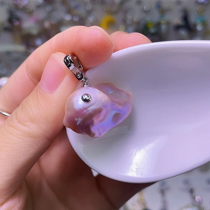 淡水珍珠合金颈饰01