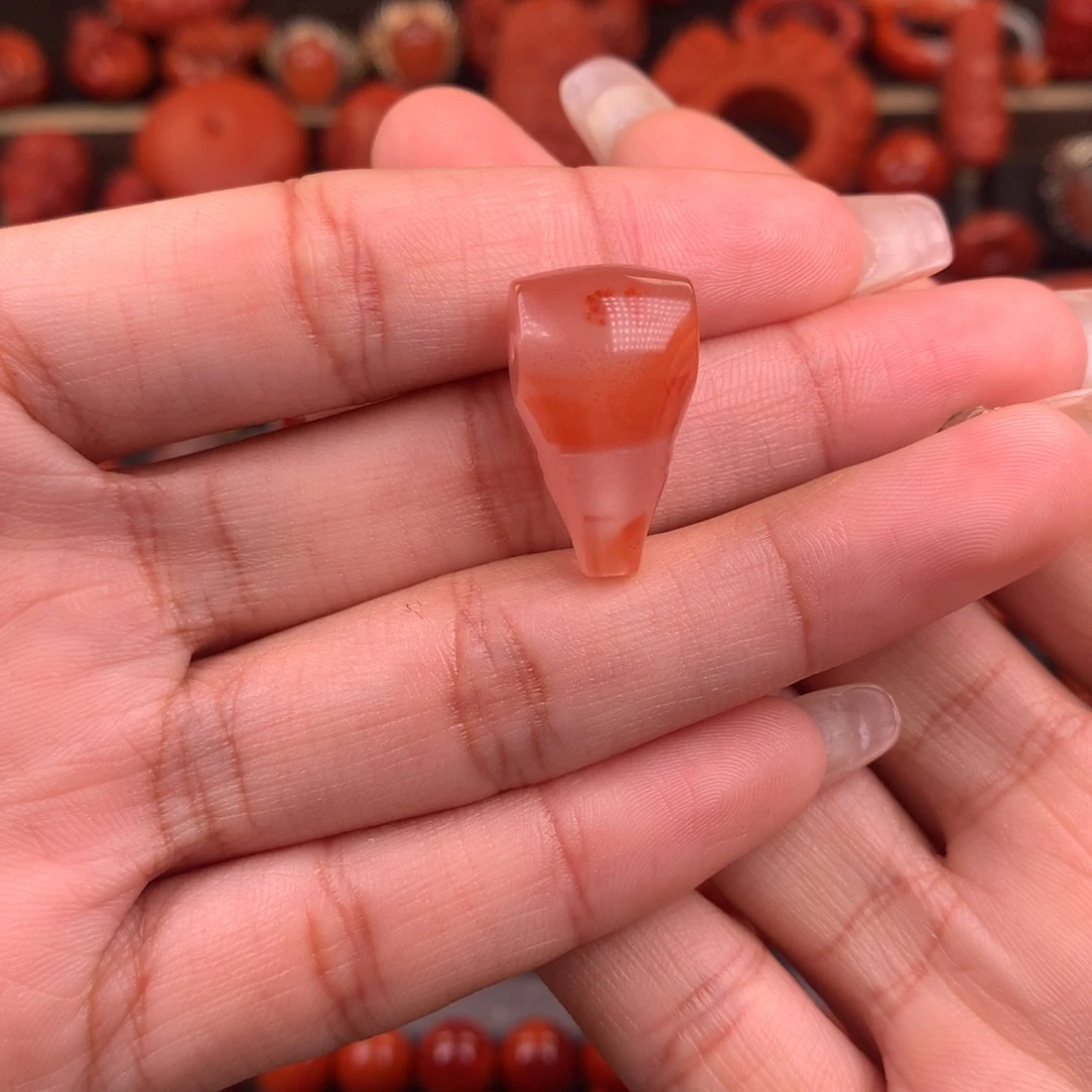 南红玛瑙未镶嵌三通13