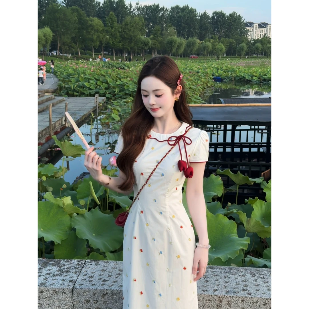 七七很芒【月光手札】小个子花瓣领刺绣旗袍夏季国风连衣裙XMZH8136