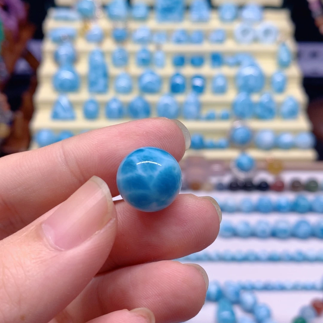 ****沐针钠钙石（海纹石）未镶嵌珠宝半成品