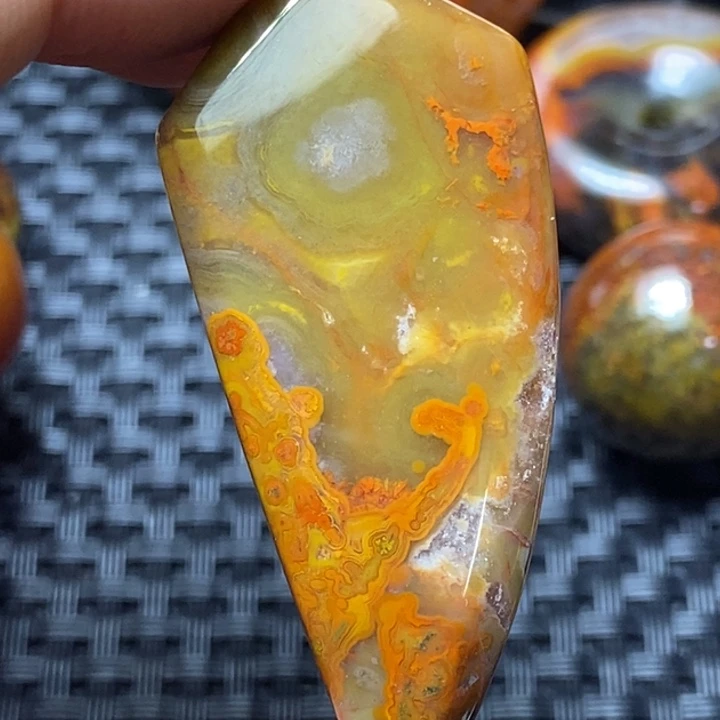 玛瑙/玉髓颈饰足铂镶嵌