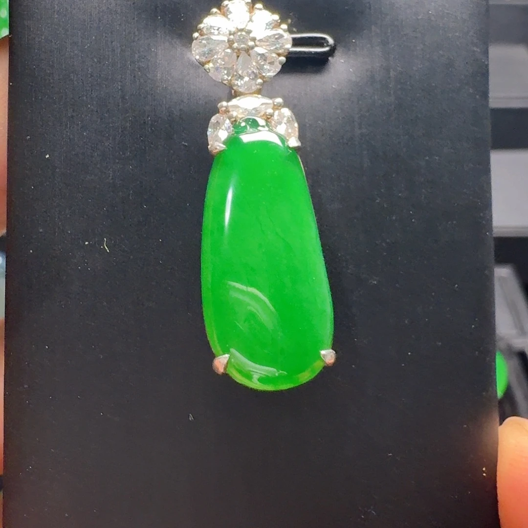翡翠银S925镶嵌颈饰