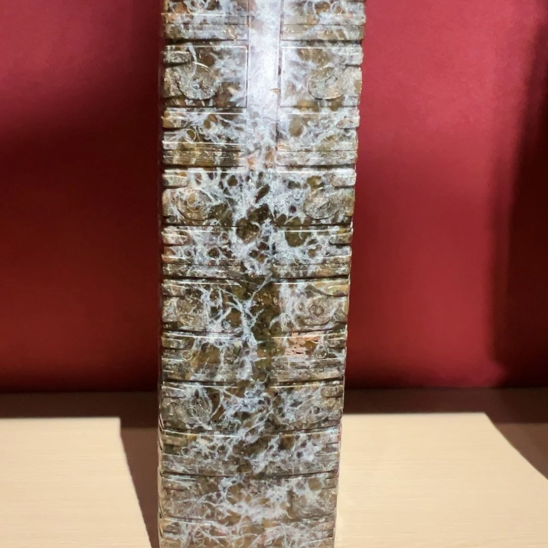 和田玉颈饰未镶嵌感*