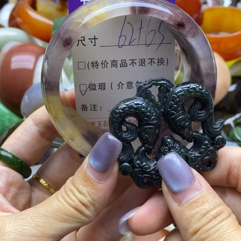 未镶嵌手镯石英质玉