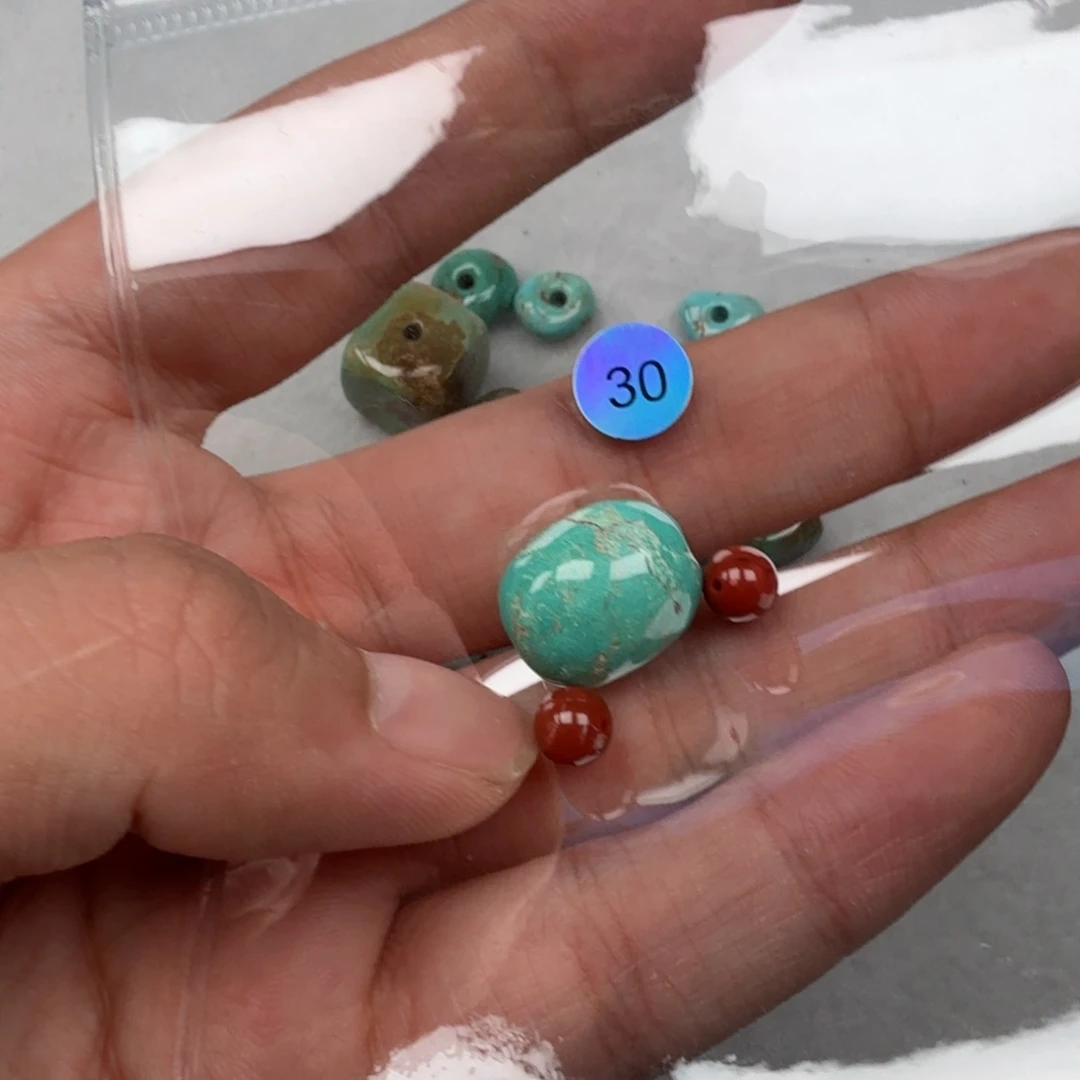 南红玛瑙未镶嵌珠宝奇石