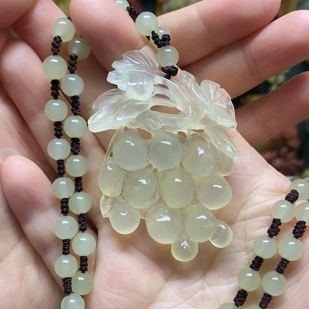 岫玉未镶嵌吊坠(赠链)