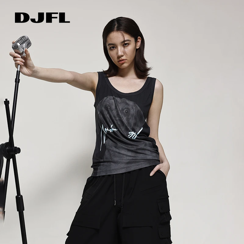 DJFL 深灰色趣味狗狗字母印花不对称扭扭背心25夏季新款DWWR4N315