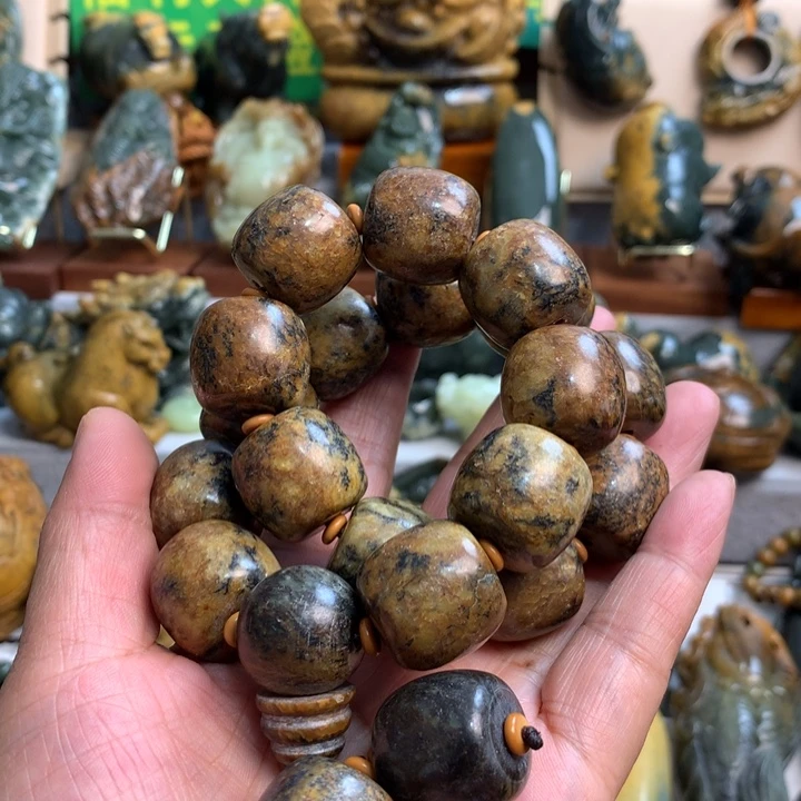 岫岩河磨玉（透闪石质玉）手把件未镶嵌