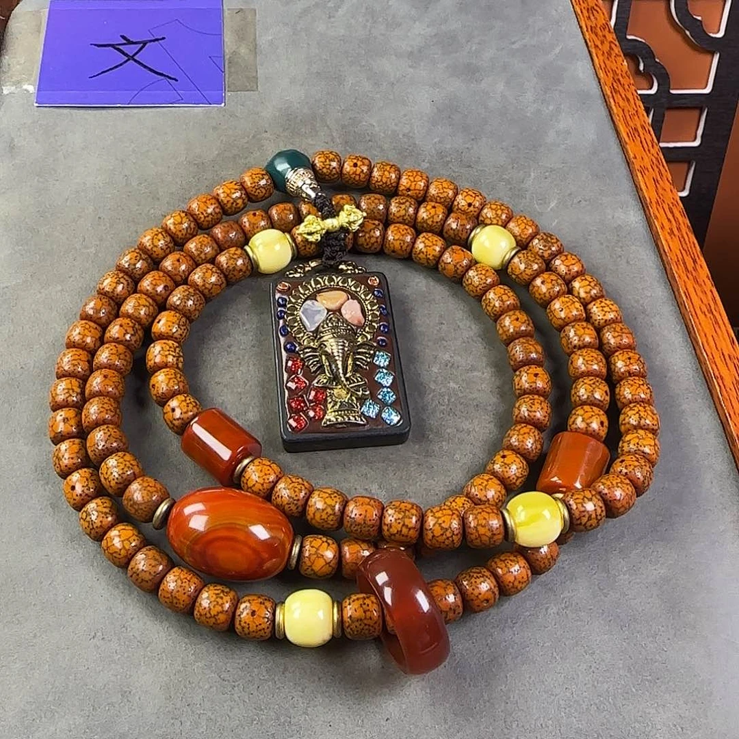 吊坠星月菩提脖挂