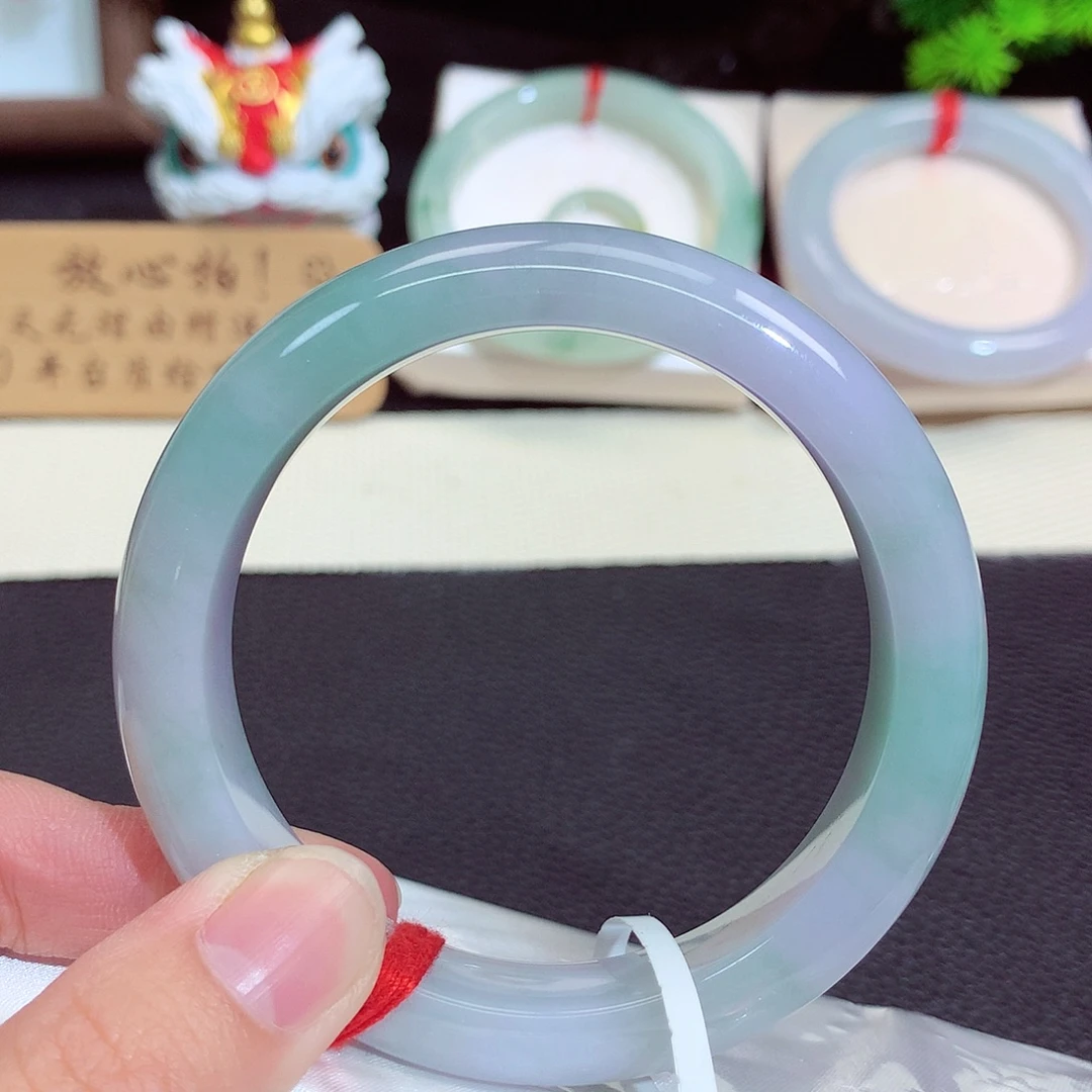 翡翠未镶嵌手镯295